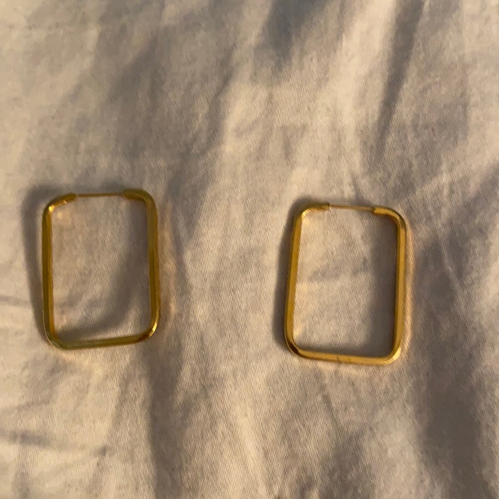 Rectangle hoop earrings!